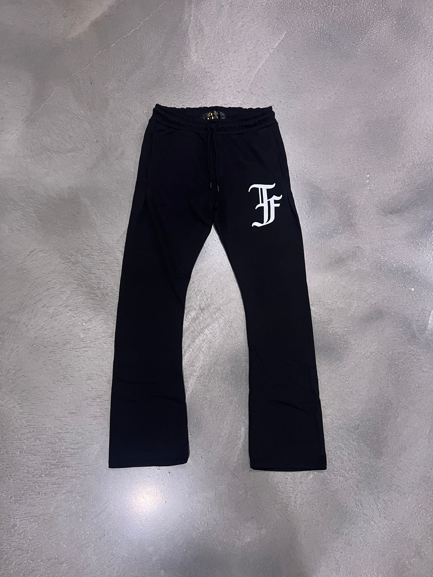 SIGNATURE STACKED SWEAT PANTS