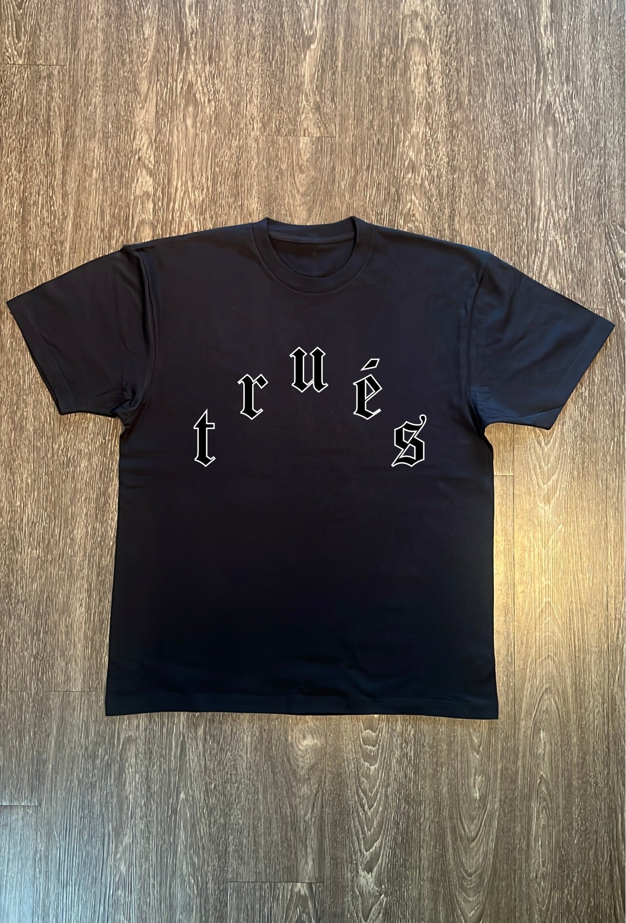 TRUÉS TEE image 0