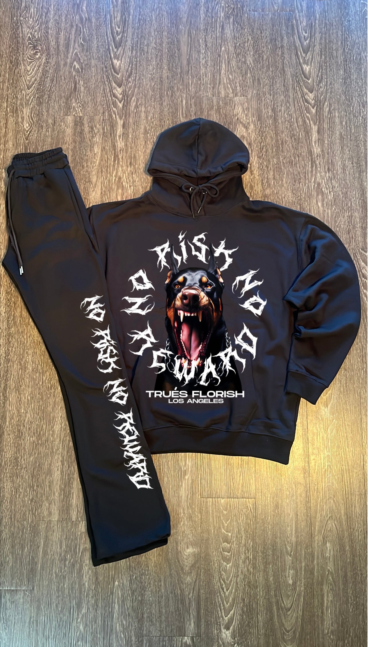 NO RISK NO REWARD MATCHING SET image 0