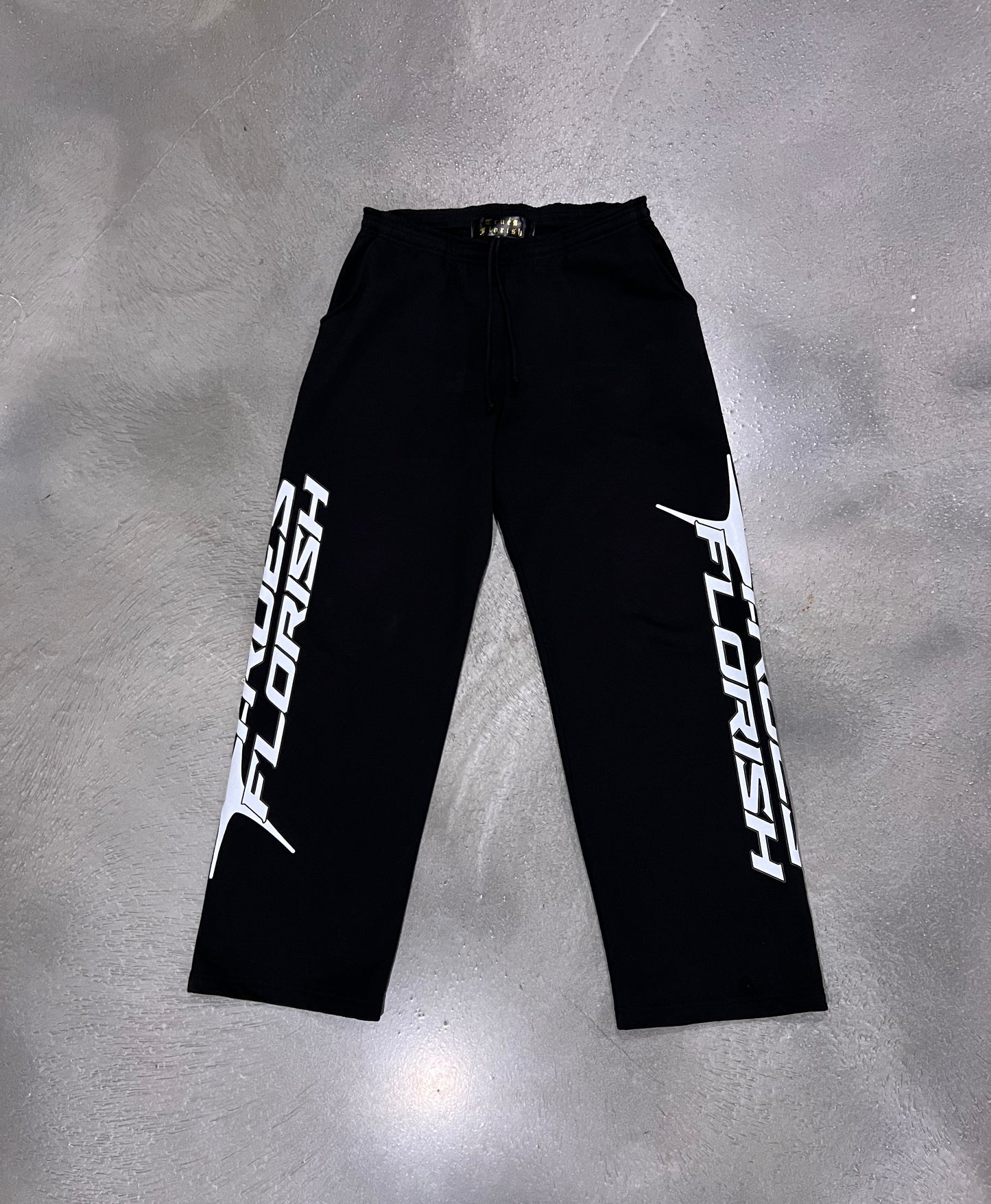 HEAVY WEIGHT STAR SWEATS image 0